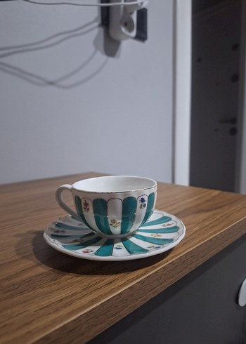 Turkuaz Çiçekli Porselen Fincan ve Tabak - Görsel 4