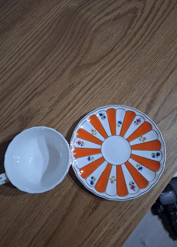 Turuncu Desenli Fincan ve Tabak Seti - Görsel 3
