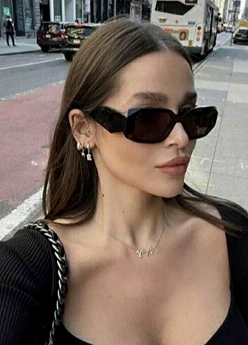 Güneş gözlüğü 