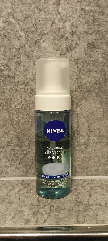 Nivea Canlandırıcı Yüz Yıkama Köpüğü 