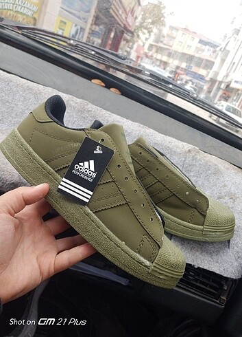 Adidas ayakkabı 