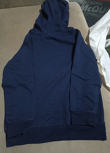 5 Yaş Beden LCW Waikiki marka erkek çocuk kapşonlu sweatshirt 