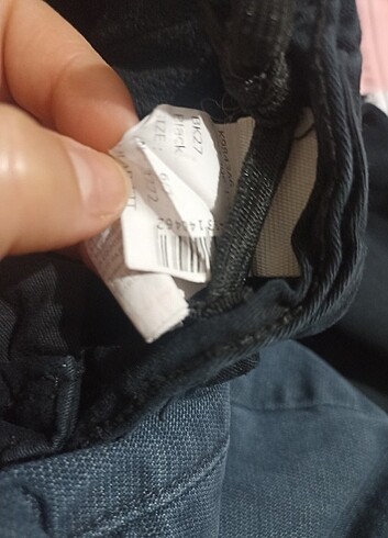 İki adet DeFacto marka pantalon 