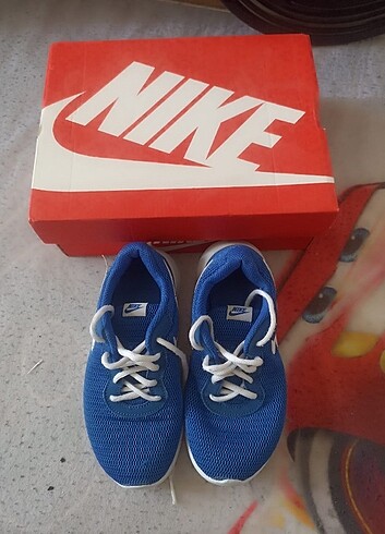 Nike Nike erkek çocuk Spor ayakkabı 32 numara