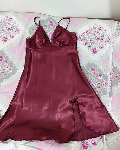 bordo gecelik yırtmaçlı