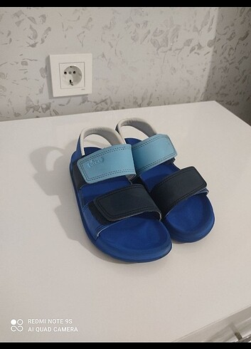 32 Beden mavi Renk Vicco erkek çocuk sandalet