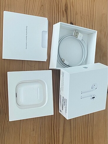 Apple AirPods 2.Nesil Yurtiçi