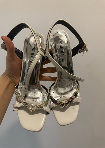 Beyaz Yılan Baskılı Stiletto Topuklu Kadın Ayakkabı
