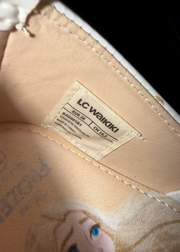 Elsa Beyaz Fiyonk Detaylı Kız Çocuk Babet - Görsel 4