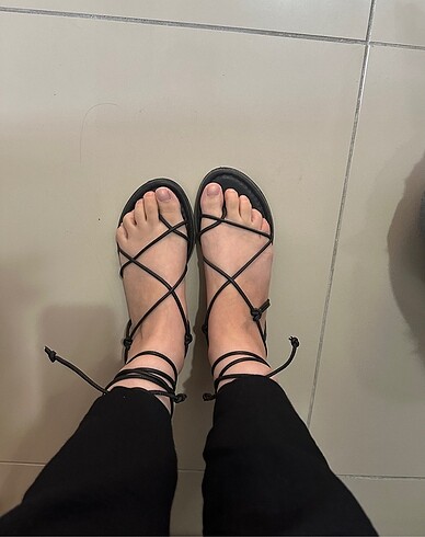 39 Beden Trendyolmilla ipli sandalet
