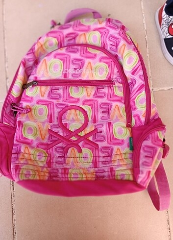 İlk okul çantası 