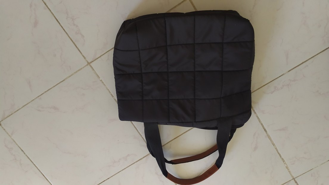 Siyah Kapitone Kadın Kol Çantası - Görsel 2