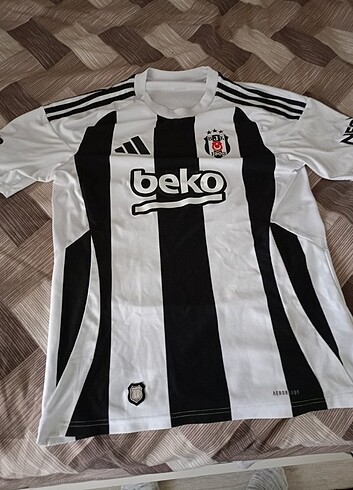m Beden Beşiktaş yeni sezon forması
