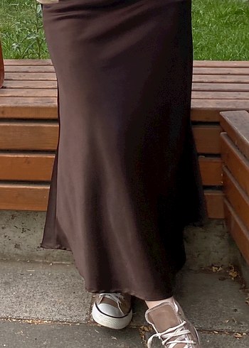 Kahverengi saten etek - Görsel 2