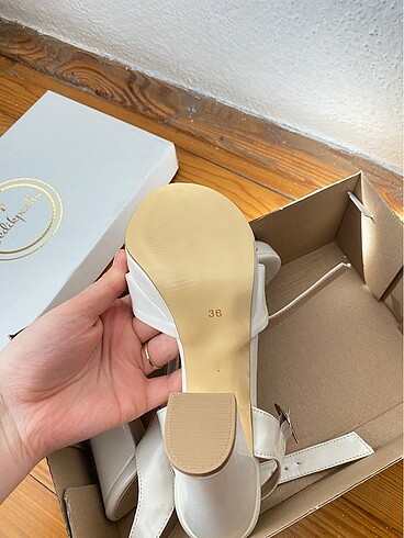 Krem topuklu ayakkabı - Görsel 5