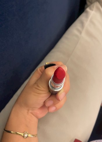 Canlı Kırmızı Ruj - Görsel 4