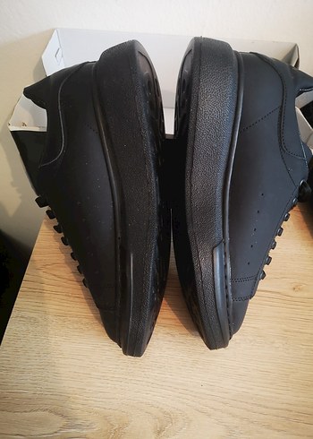 Alexander McQueen Siyah Erkek bayan unisex Spor Ayakkabı - Görsel 2