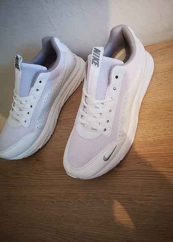 Nike Beyaz erkek Spor Ayakkabı - Görsel 3