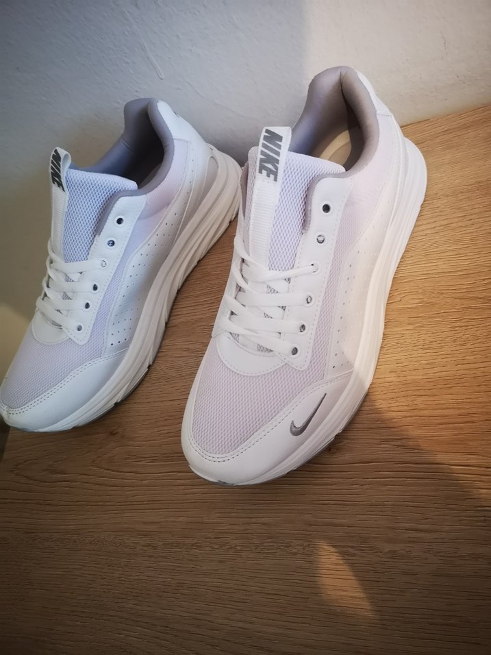 Nike Beyaz erkek Spor Ayakkabı - Görsel 3