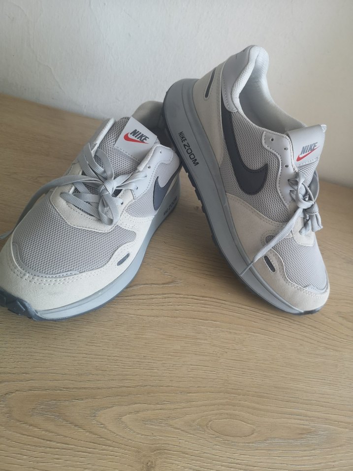 Gri Nike erkek Spor Ayakkabı - Görsel 4