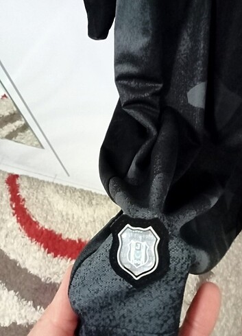xl Beden Kartal yuvasindan alındı. Orijinaldir
