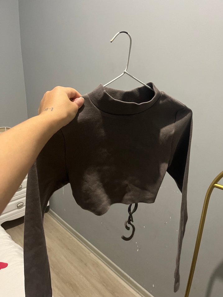 Bluz sirt detayli - Görsel 3