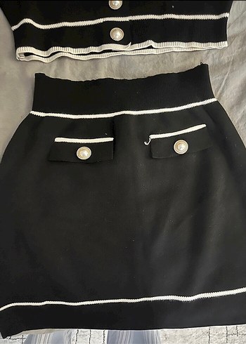 Düğmeli Siyah Mini - Görsel 4