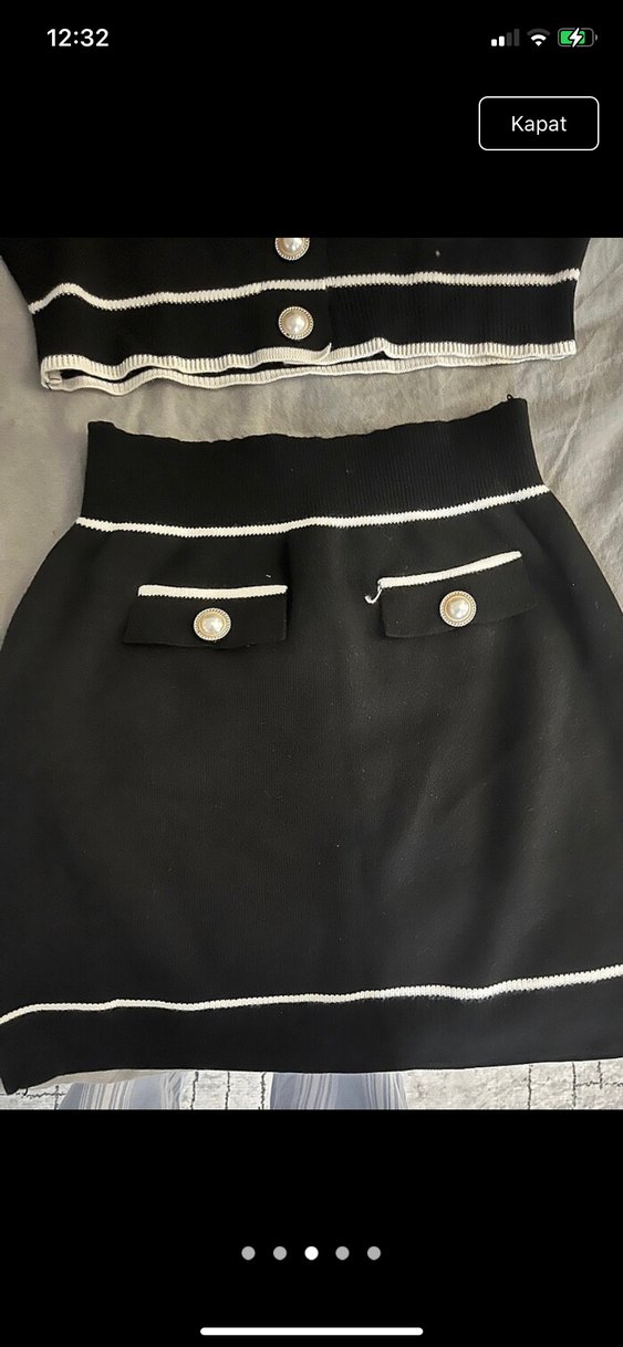 Düğmeli Siyah Mini - Görsel 4