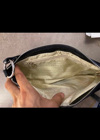 Prada Siyah Deri Tokalı Kadın Çanta - Görsel 3