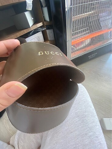  Beden Gucci gözlük kutusu