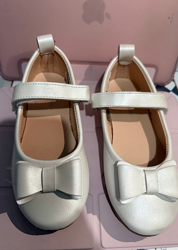 Kızlar İçin kırık beyaz ( ekru )Fiyonk Detaylı Babet - Görsel 6