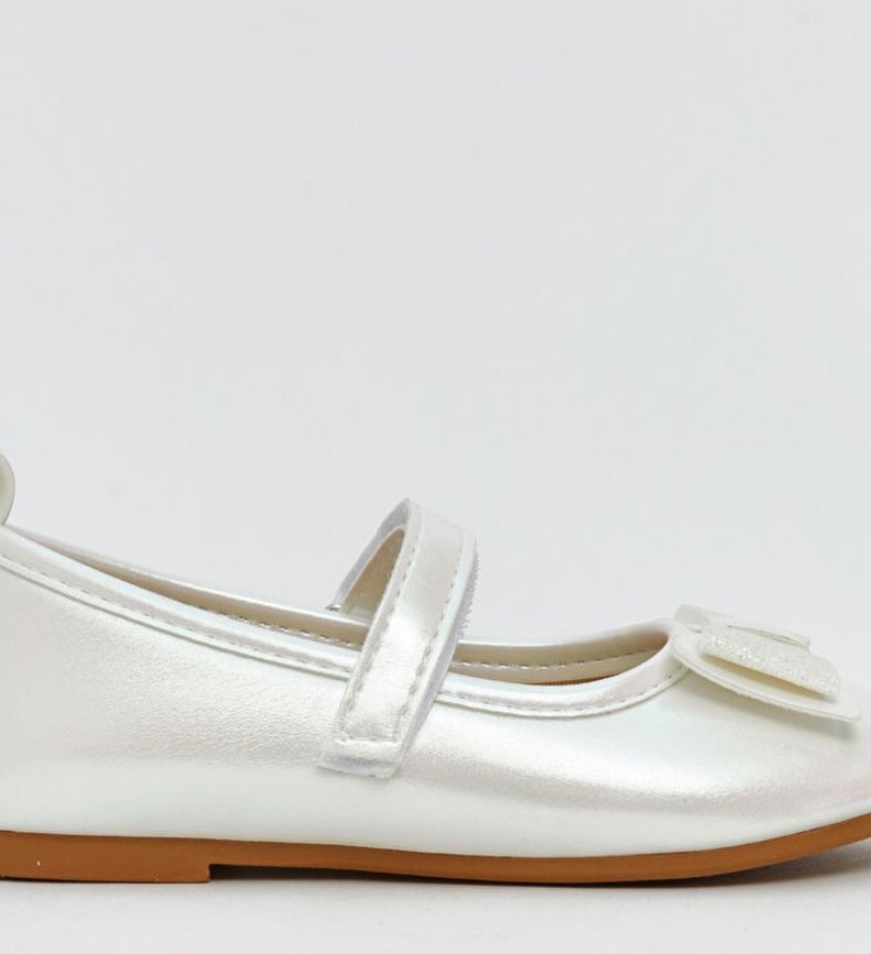 Kızlar İçin kırık beyaz ( ekru )Fiyonk Detaylı Babet - Görsel 4