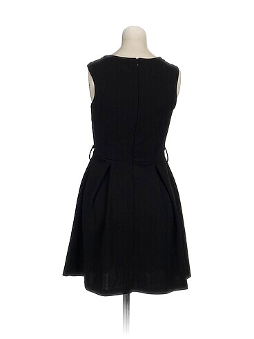 s Beden PreLoved Kısa Elbise %70 İndirimli.