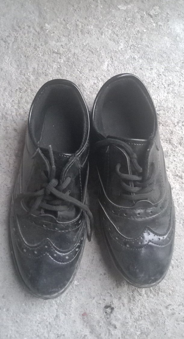 Erkek Çocuk Siyah Klasik Bağcıklı Ayakkabı - Görsel 2