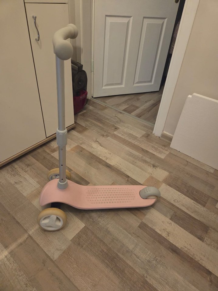 Pastel Pembe Çocuk Scooterı - Görsel 2