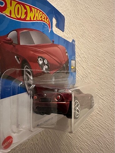 xs Beden bordo Renk Hot wheels Alfa Romeo 8C