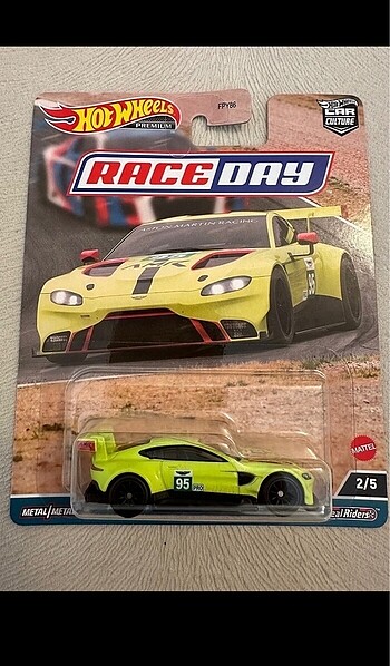 Hot wheels Race Day Aston Martin