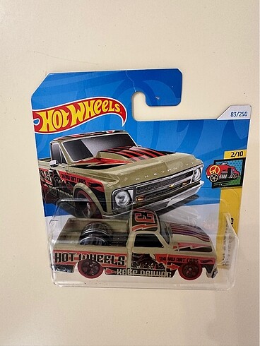  Beden Renk Hot wheels Chevy C10