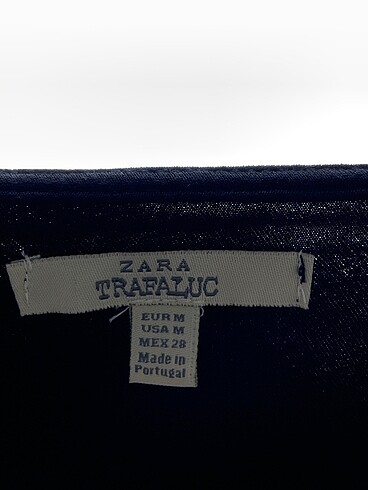 m Beden siyah Renk Zara Bluz %70 İndirimli.