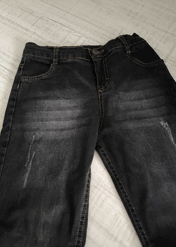 5 Yaş Beden Siyah Erkek Çocuk Denim Pantolon