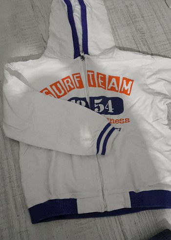 Kapüşonlu Beyaz Baskılı Erkek Çocuk Ceket - Görsel 2