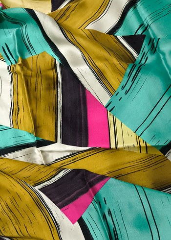 Renkli İpek Görünümlü Kadın Fuları - Görsel 4