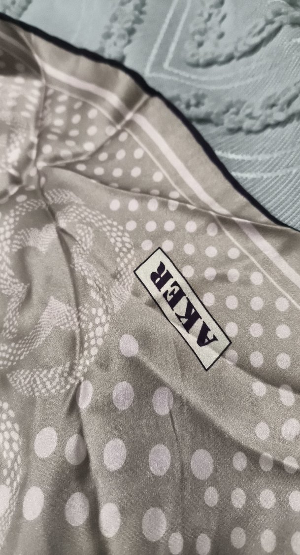 Gri Desenli Kadın eşarp - Görsel 3