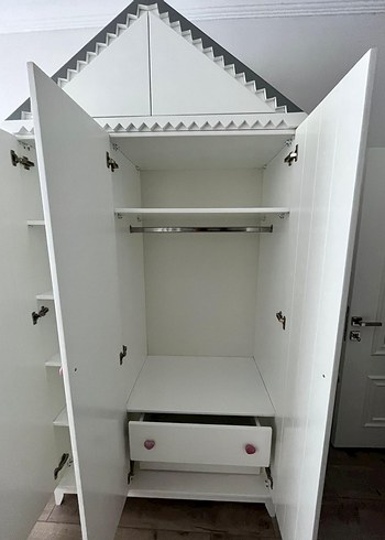 Beyaz Çocuk Gardırobu - Görsel 3