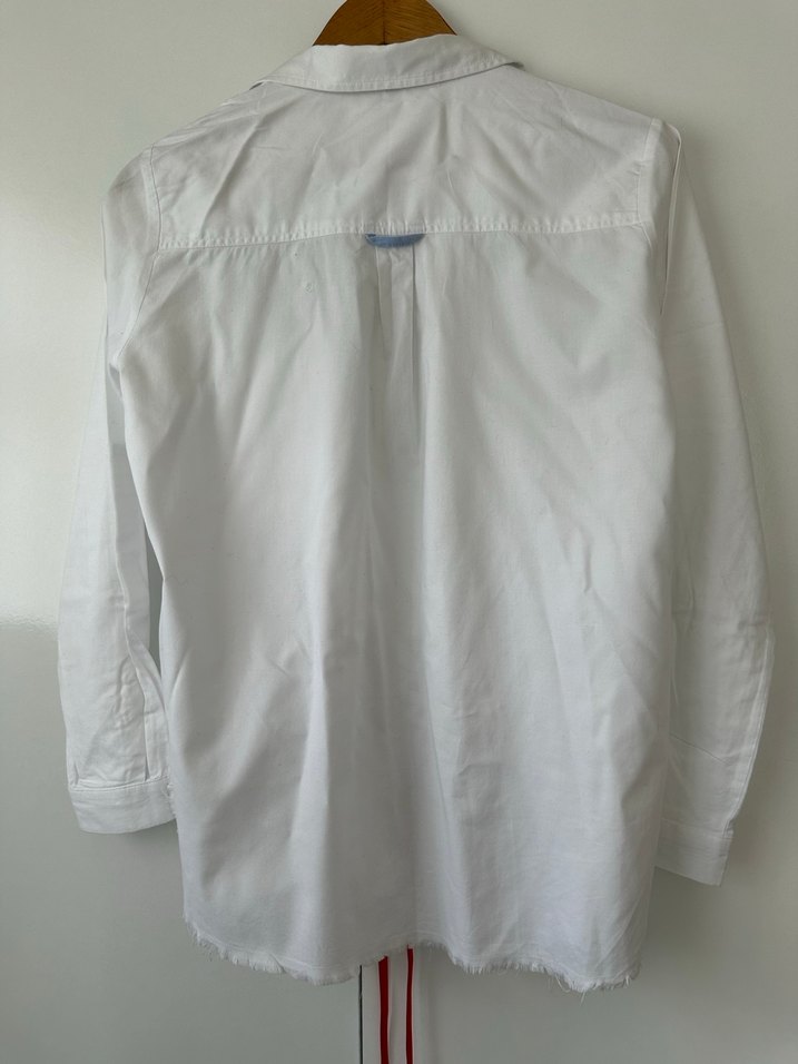 Düğmeli Beyaz Kadın Gömlek - Görsel 3