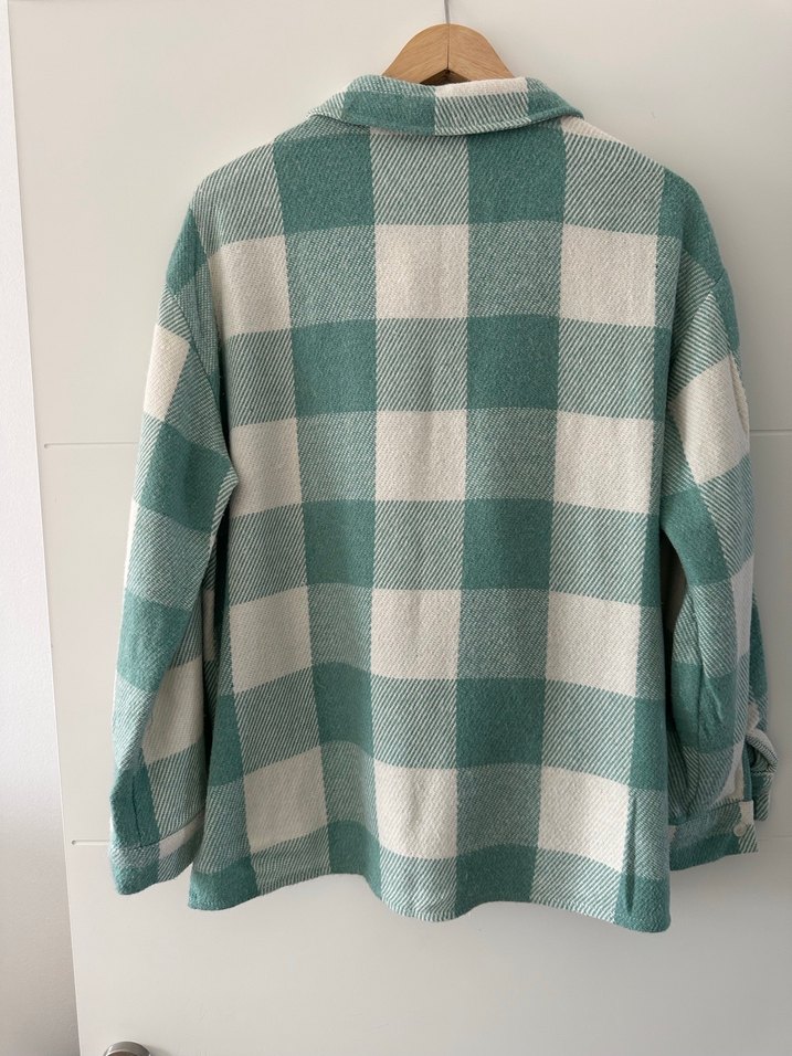 Düğmeli Yeşil Ekose Kadın Gömlek - Görsel 2