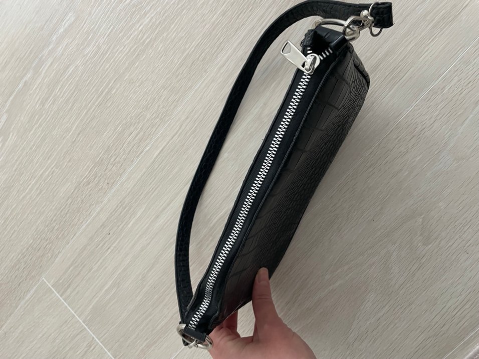 Siyah Suni Deri Çanta - Görsel 2