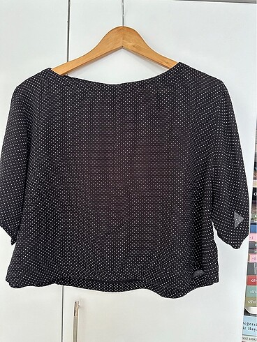 H&M Puantiyeli Crop