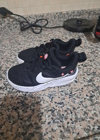 26 Beden Nike Kız Çocuk Ayakkabı 26 numara