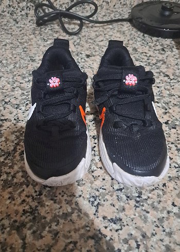 26 Beden siyah Renk Nike Kız Çocuk Ayakkabı 26 numara